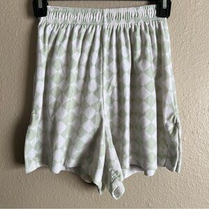 Size Medium Frankie’s Bikinis Coco Velvet Shorts in HB Diamond